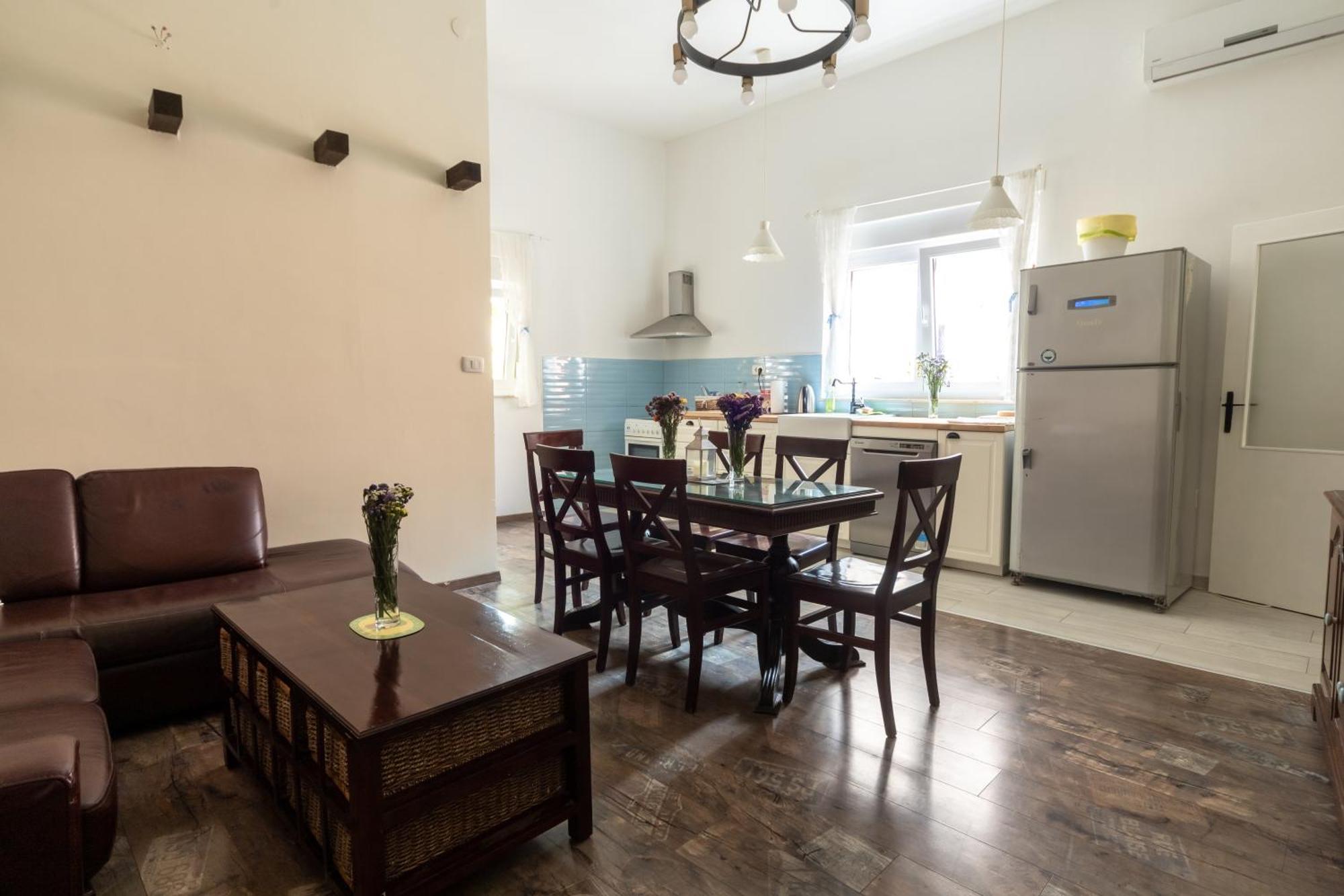 Sentimento Apartment พูลา ภายนอก รูปภาพ