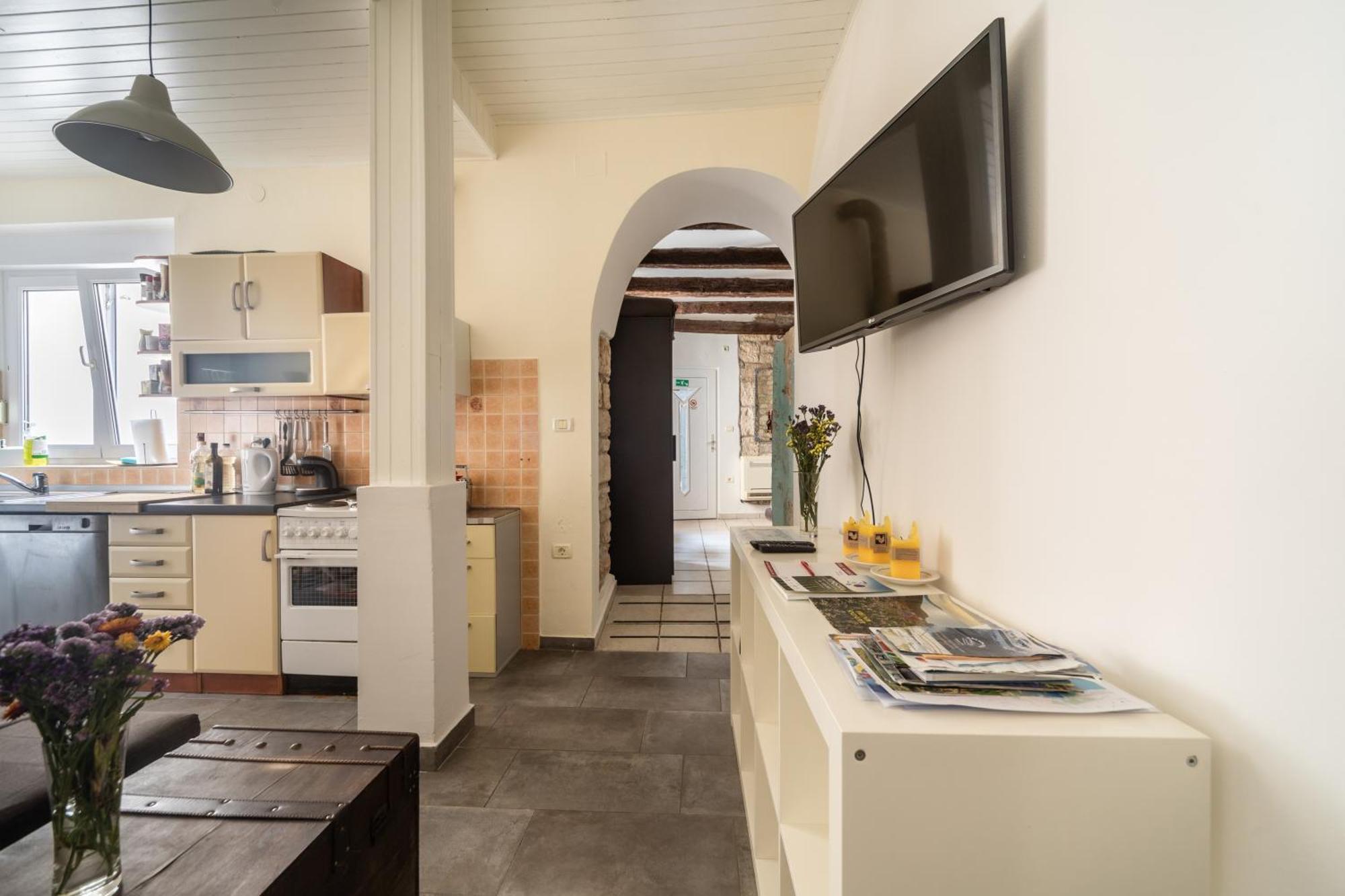 Sentimento Apartment พูลา ภายนอก รูปภาพ